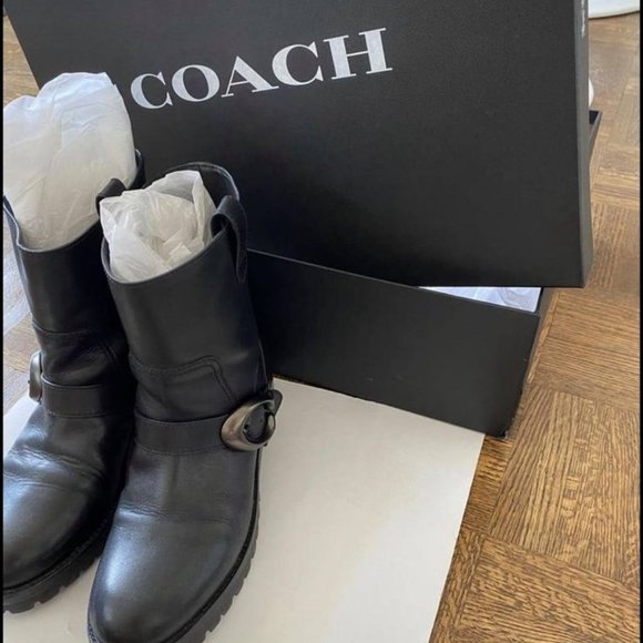 BLACK COACH LEATHER BOOTS - Picture 1 of 2